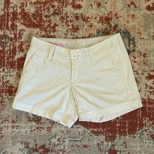 Lilly Pulitzer The Callahan Short White Bermuda‎ size XS 000 100% cotton